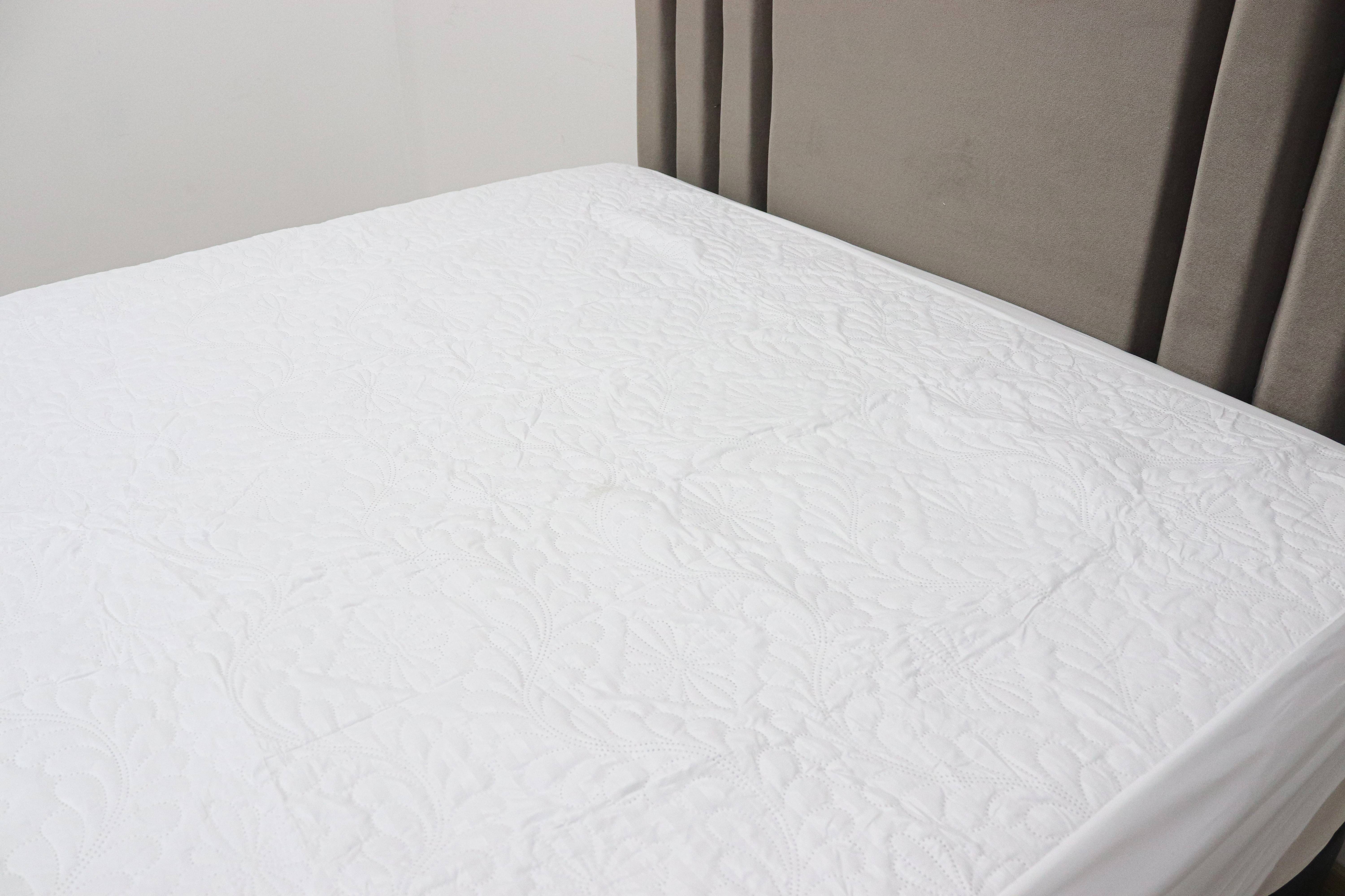 Protector de colchón en tela. sencillo - Hotelero | D' Ensueño